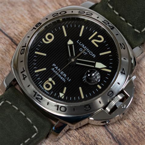 panerai luminor tuxedo